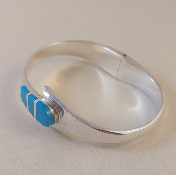 Mexico Jewelry - Sterling Silver and Turquoise Bracelet